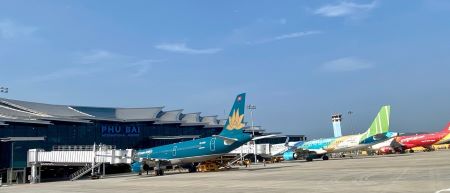 Chuyến bay đầu tiên hạ cánh xuống Nhà ga T2 - Cảng Hàng không Quốc tế Phú Bài
