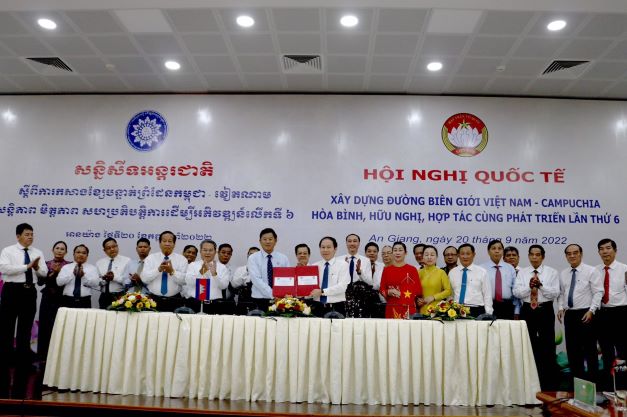 Hội nghị Quốc tế Xây dựng đường biên giới Việt Nam - Campuchia