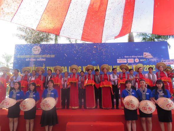 Cần Thơ: Khai mạc Tuần lễ tinh hoa hàng Việt và siêu khuyến mại