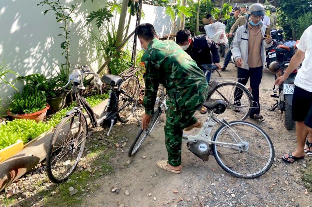 Bộ đội Biên phòng An Giang thu giữ lô hàng xe đạp, phụ tùng xe đạp nhập lậu