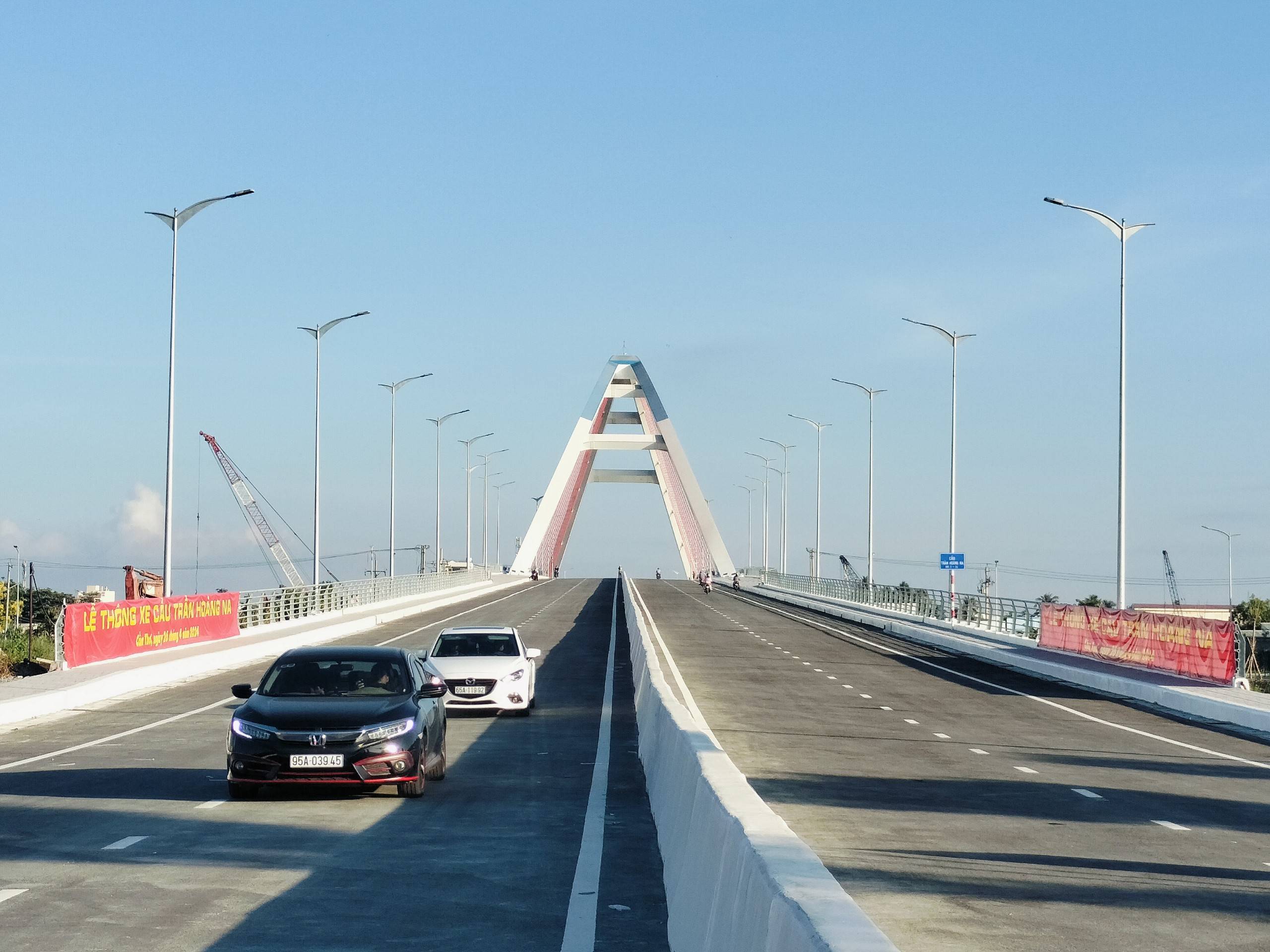 Cầu Trần Hoàng Na chính thức đưa vào sử dụng